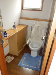 こだわりのコの字型キッチン＆スタイリッシュな水廻り設備にリフォーム